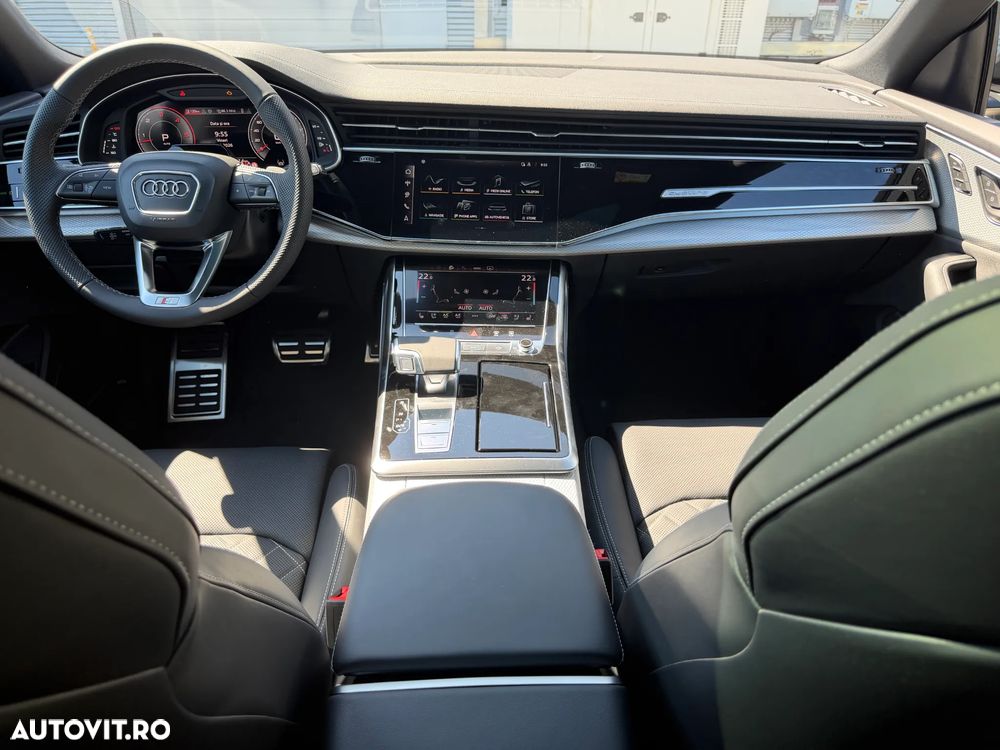 Audi Q8 - 17