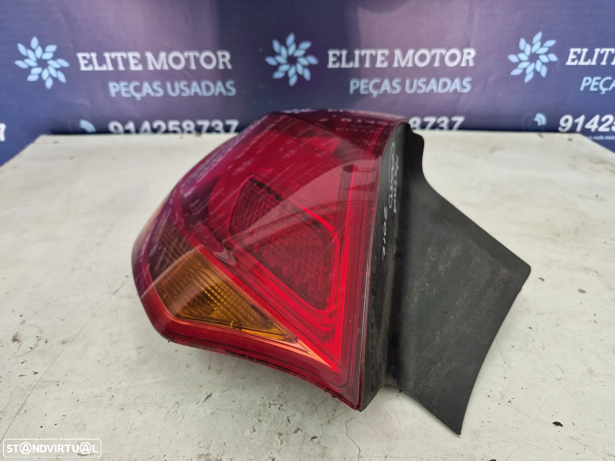 Farolins usados OPEL ASTRA J 5 PORTAS CARRO farolim - 4