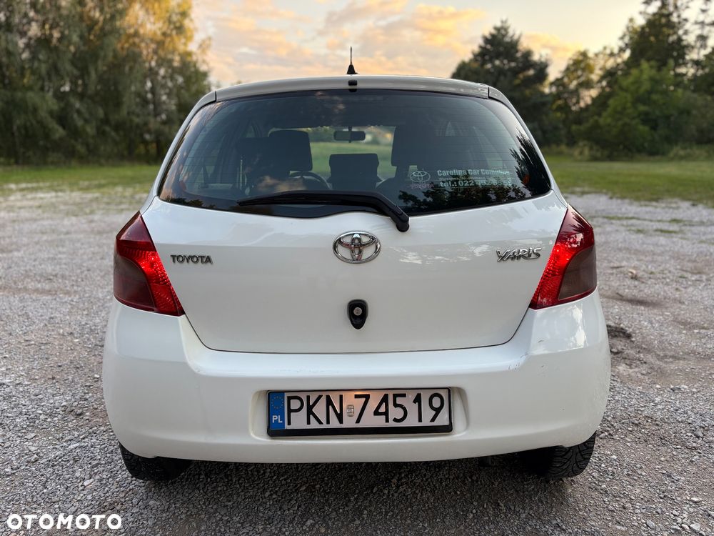 Toyota Yaris 1.0 Luna - 15