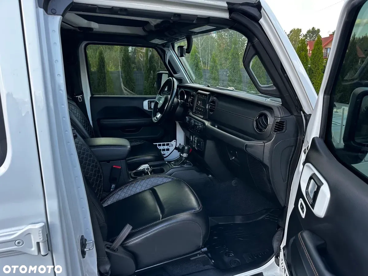 Jeep Gladiator - 29