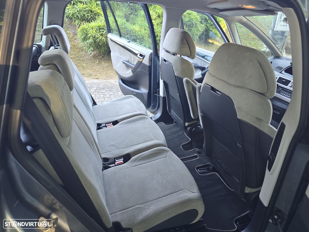 Citroën C4 Grand Picasso 1.6 HDi Exclusive RFM CMP6 - 13