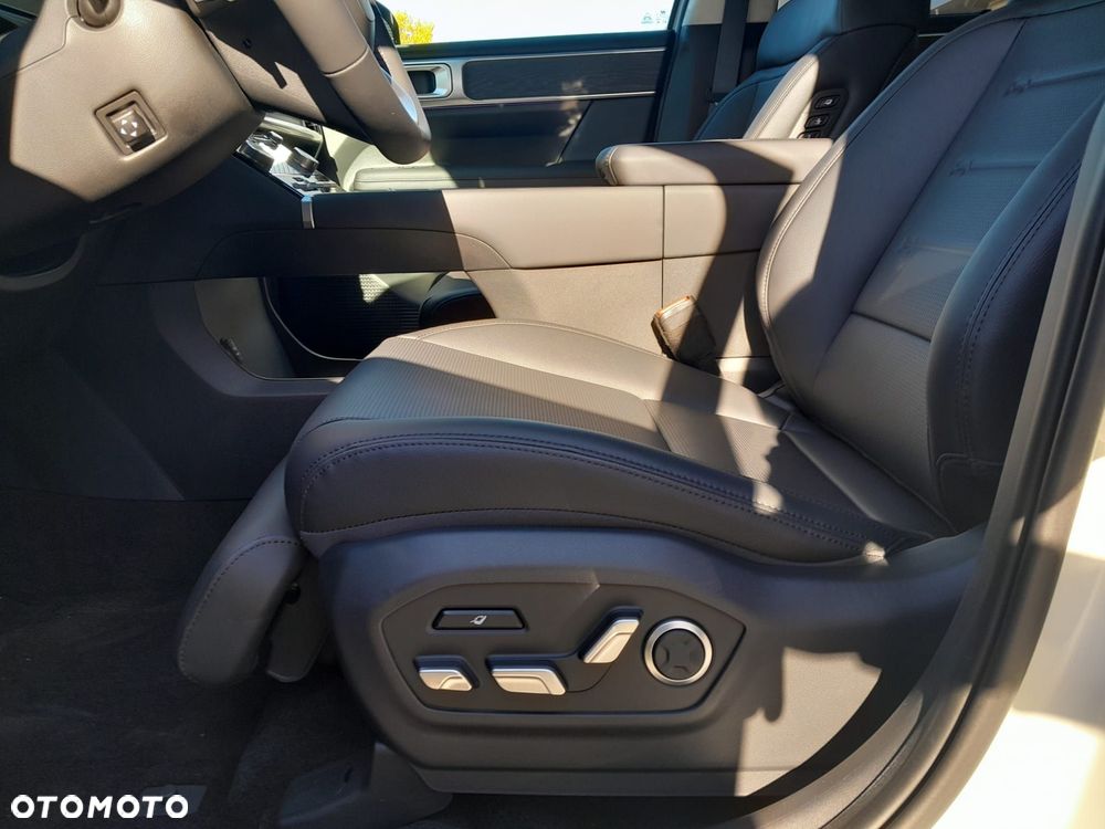 Hyundai Santa Fe 1.6 T-GDI HEV Platinum 4WD 7os - 16
