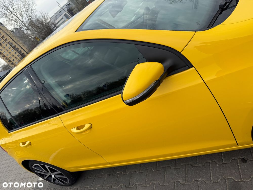 Volkswagen Golf 2.0 TDI DPF DSG Highline - 20