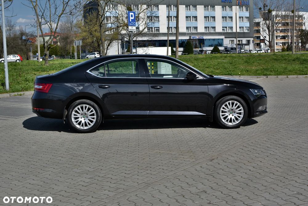 Skoda Superb 1.4 TSI ACT Ambition - 7