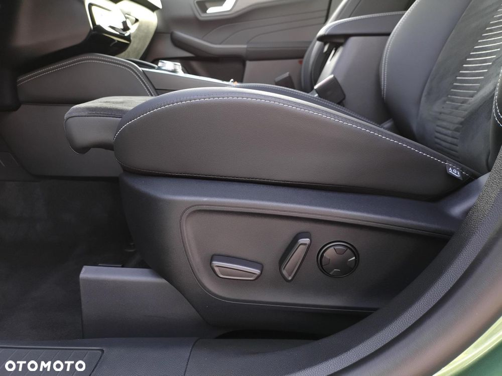 Ford Kuga 2.5P PHEV FWD Active X eCVT - 31