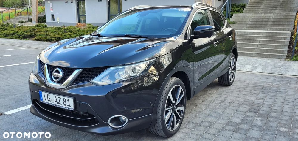 Nissan Qashqai 1.2 DIG-T Xtronic TEKNA+ - 1