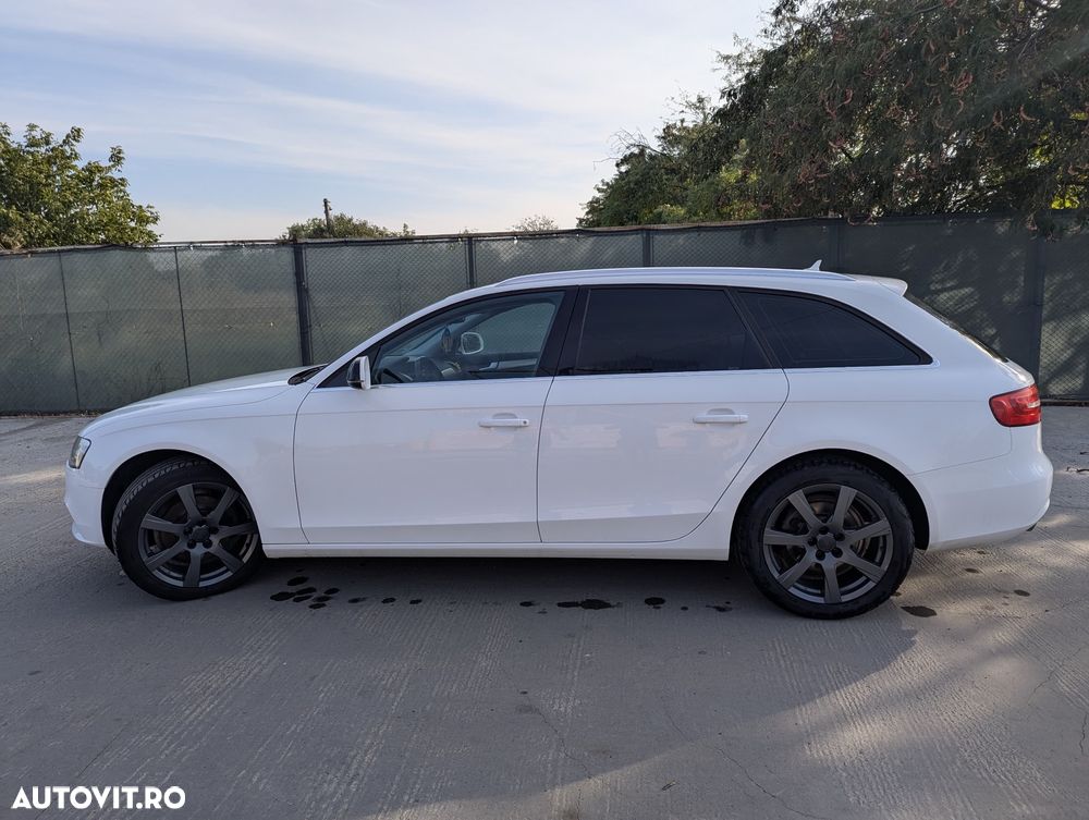 Audi A4 Avant 2.0 TDI - 11