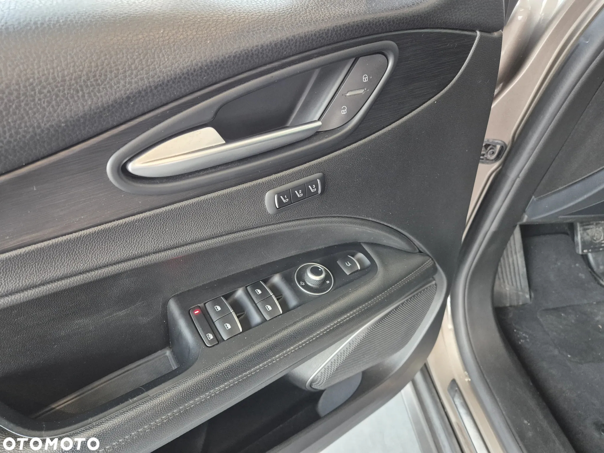 Alfa Romeo Stelvio 2.2 Diesel 16V AT8 - 18