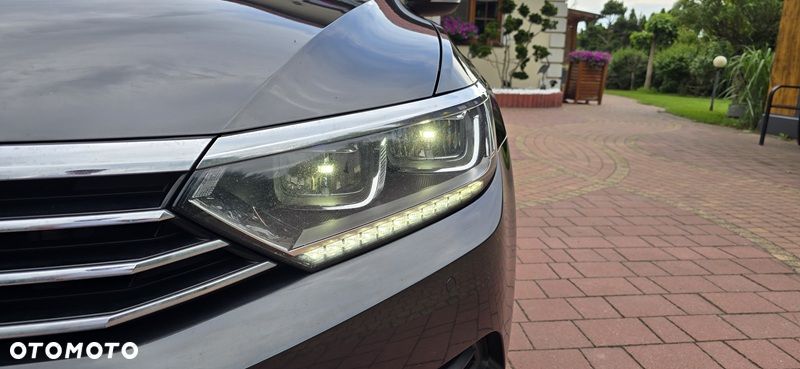 Volkswagen Passat 2.0 TDI SCR Comfortline DSG - 17