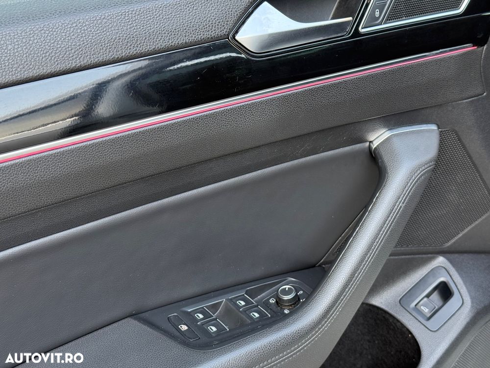 Volkswagen Passat 2.0 TDI DSG 4Motion Highline - 16