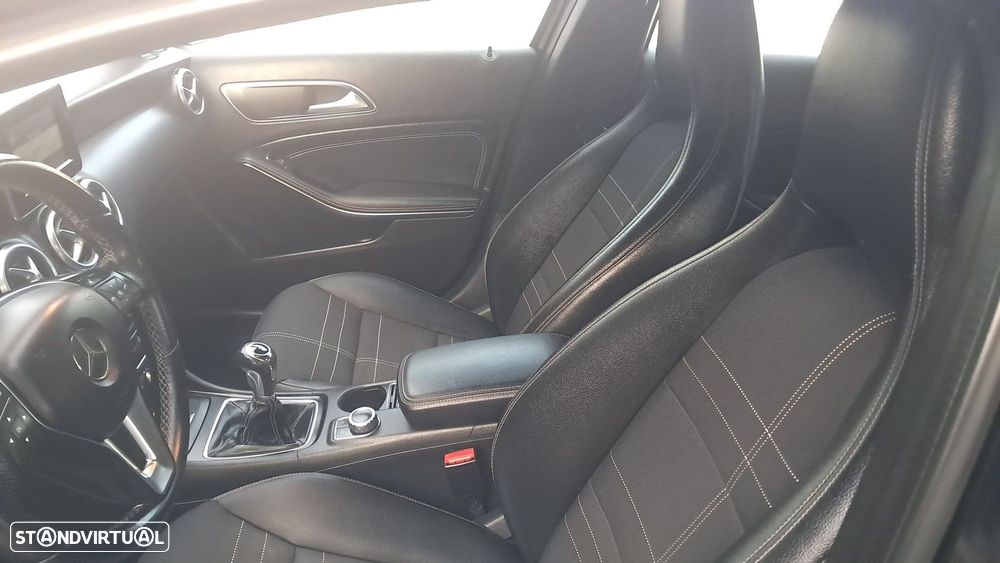 Mercedes-Benz A 180 CDI (BlueEFFICIENCY) - 16