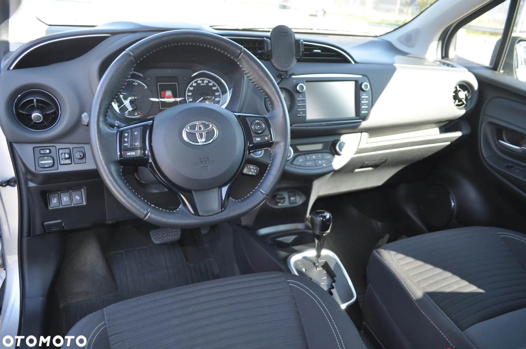 Toyota Yaris - 11