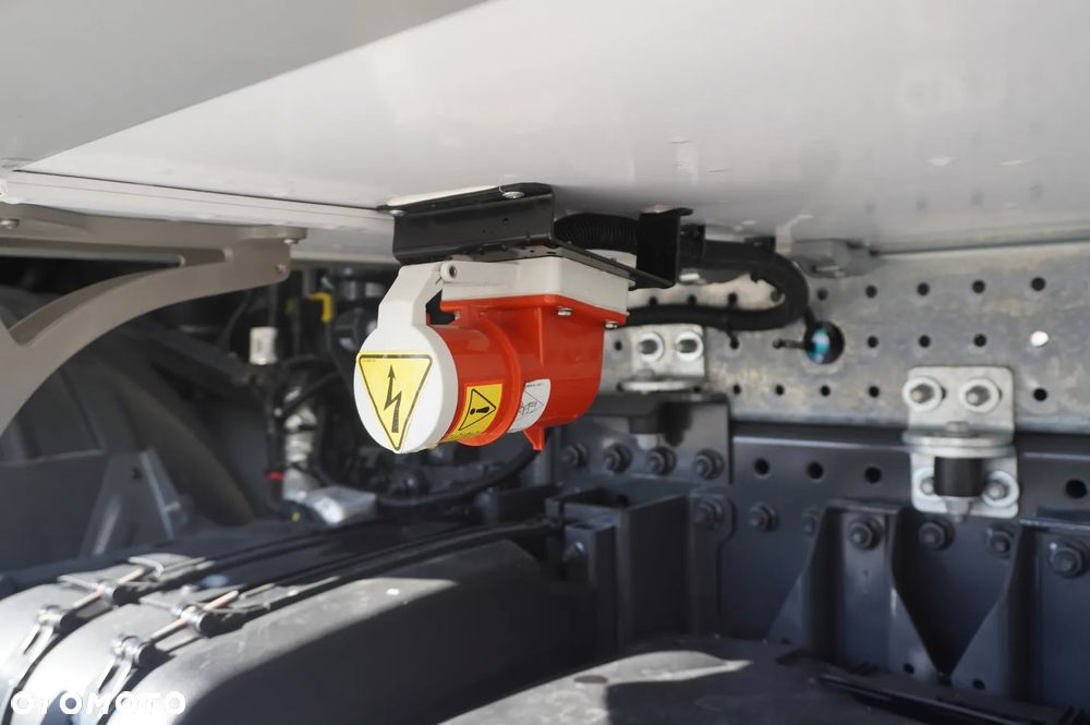 DAF XF 450 NOWY / 6x2 / 2025 / NOWA Chłodnia Lamberet 18 EPAL / Carrier Supra 850 / Bez przebiegu - 11