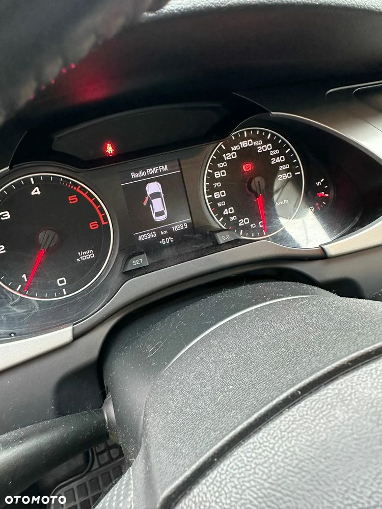 Audi A4 Limousine 2.0 TDI DPF Ambiente - 5