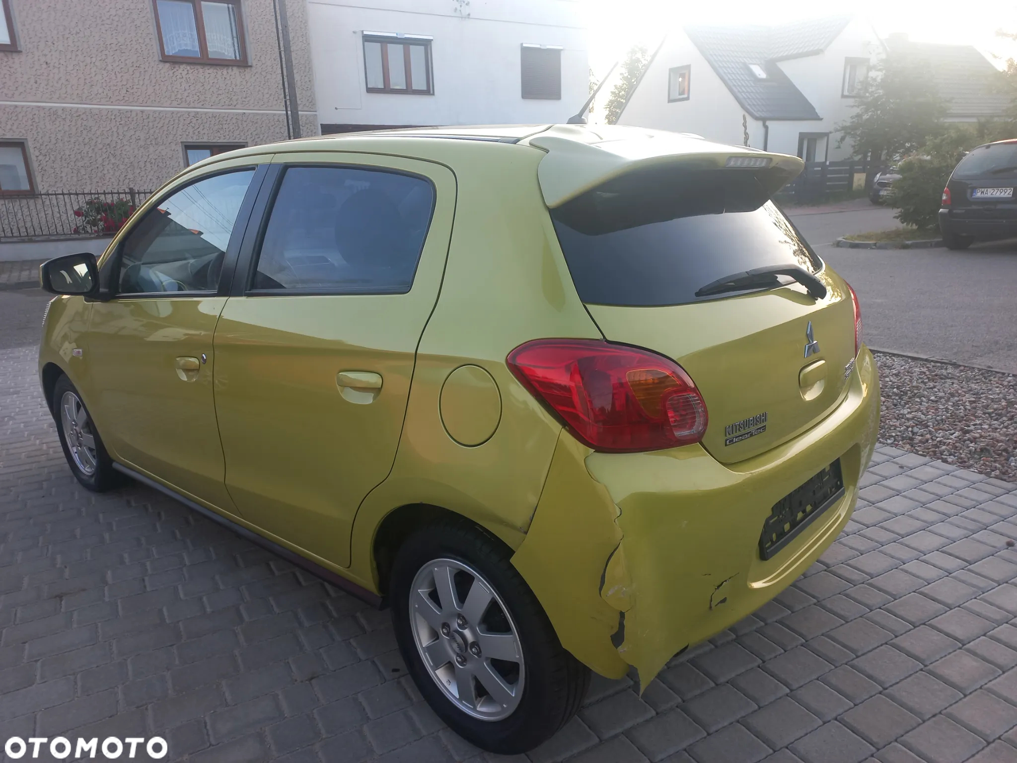 Mitsubishi Space Star 1.2 Clear Tec Color - 11