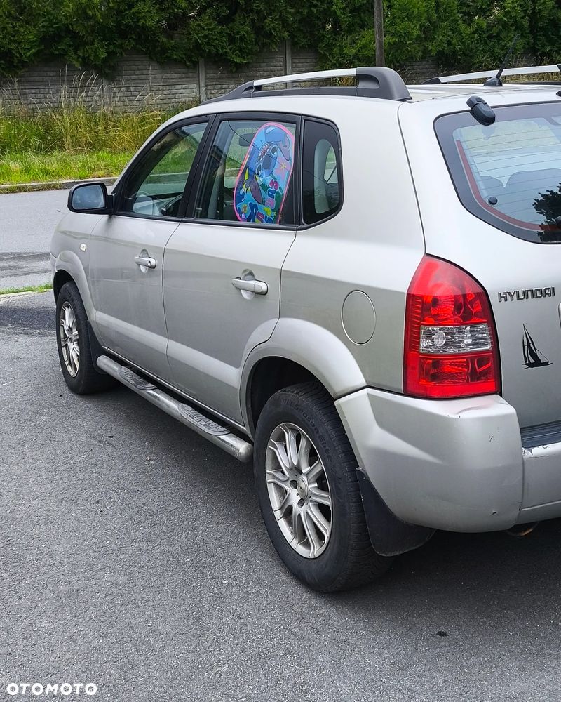 Hyundai Tucson 2.0 Comfort 2WD - 4