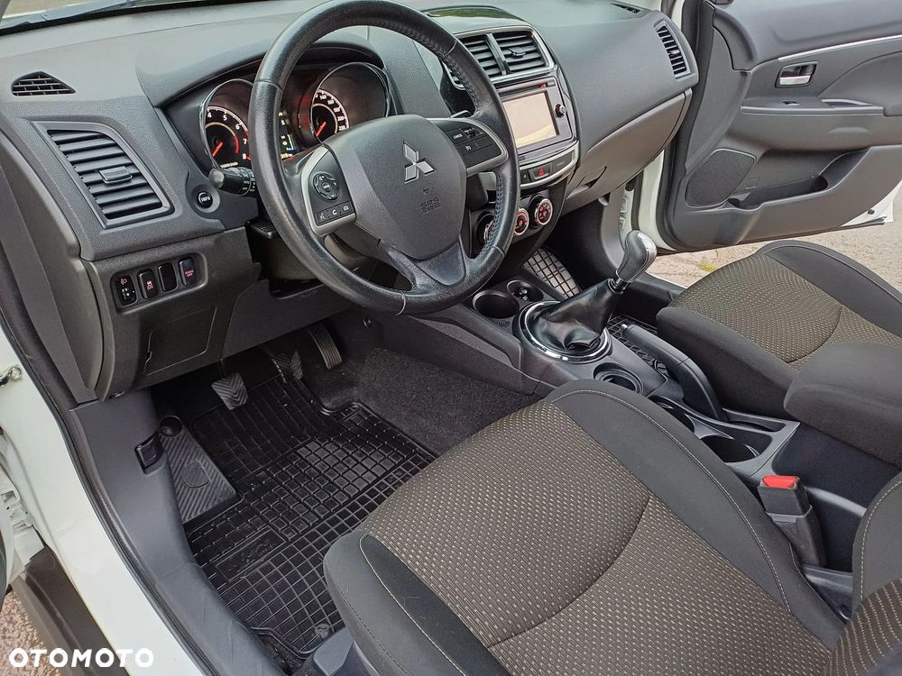 Mitsubishi ASX 1.6 2WD Plus - 14