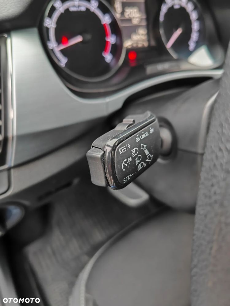 Skoda Fabia 1.0 Active - 12