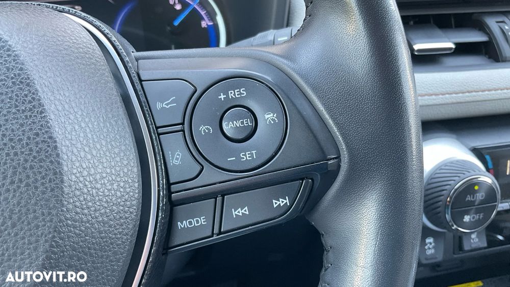 Toyota RAV4 2.5 VVT-iE 4x4 Luxury - 22
