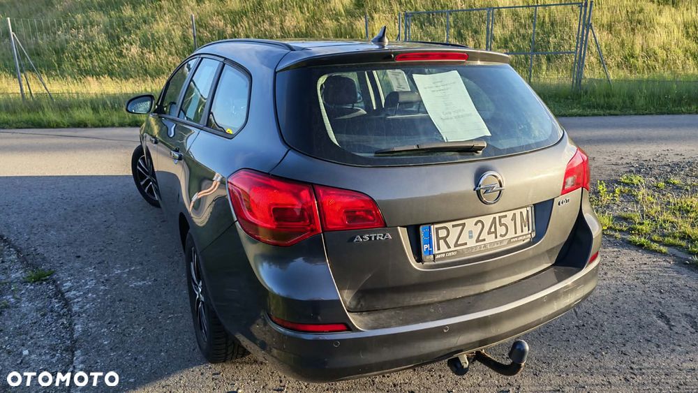 Opel Astra - 16