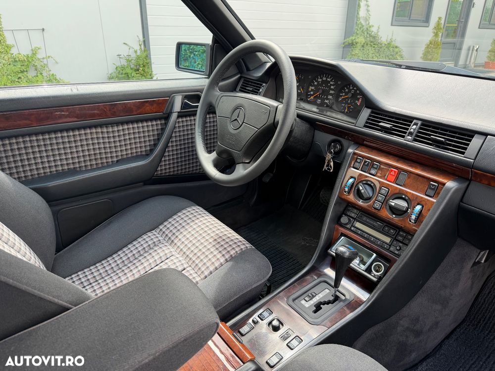 Mercedes-Benz W124 - 6