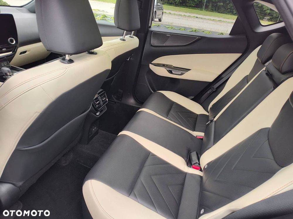 Lexus NX - 8