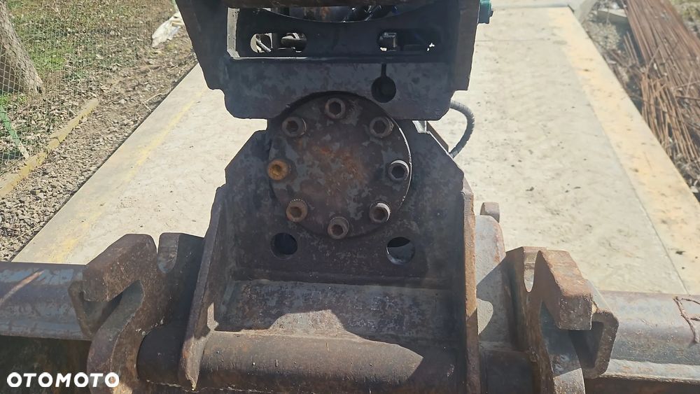 Volvo EW 140C 2008 koparka kołowa powertilt - 11