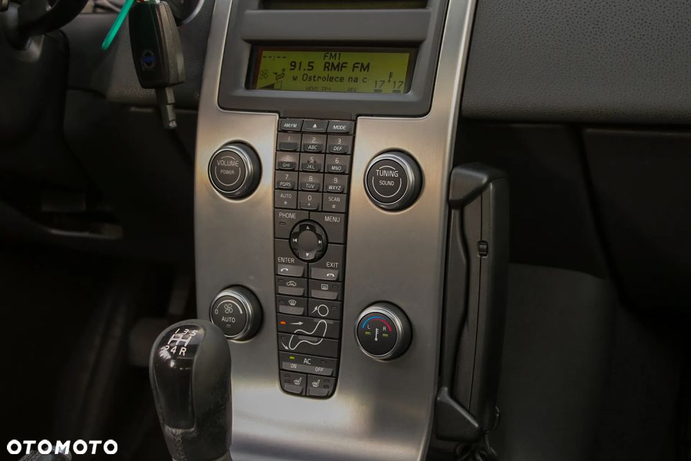 Volvo V50 1.6D DPF DRIVe Momentum - 22