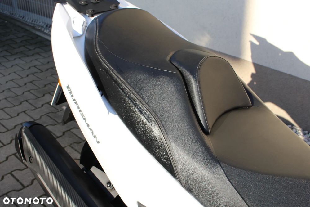 Suzuki Burgman - 5
