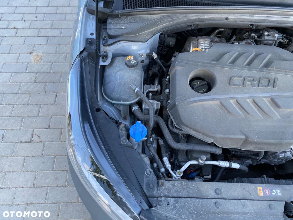 Kia Ceed 1.6 CRDi mHEV M - 24