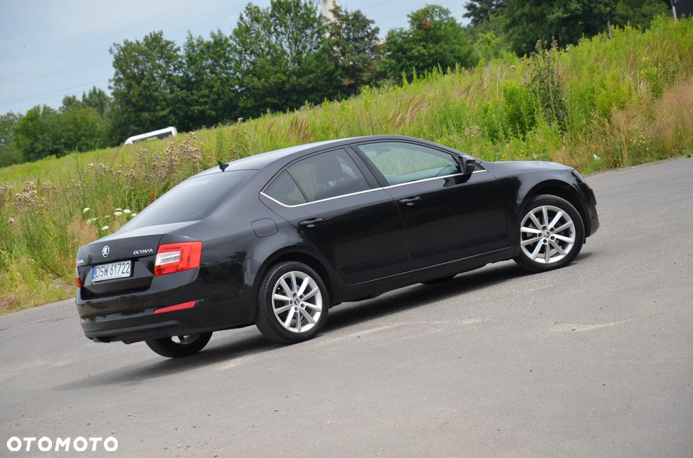 Skoda Octavia 2.0 TDI Style - 3