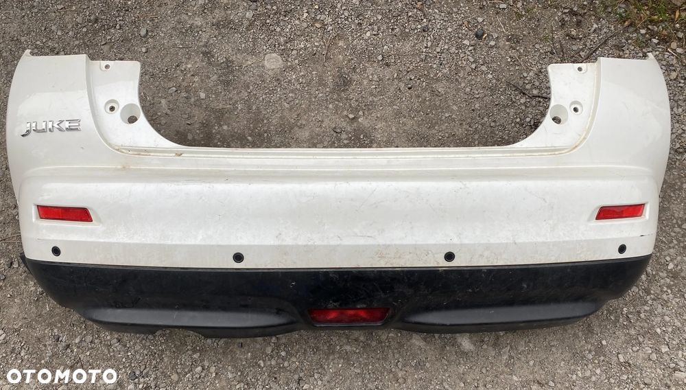 Zderzak tył NISSAN JUKE I z czujnikami parkowania - 1