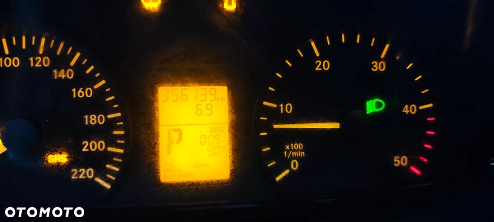 Mercedes-Benz Vito - 9