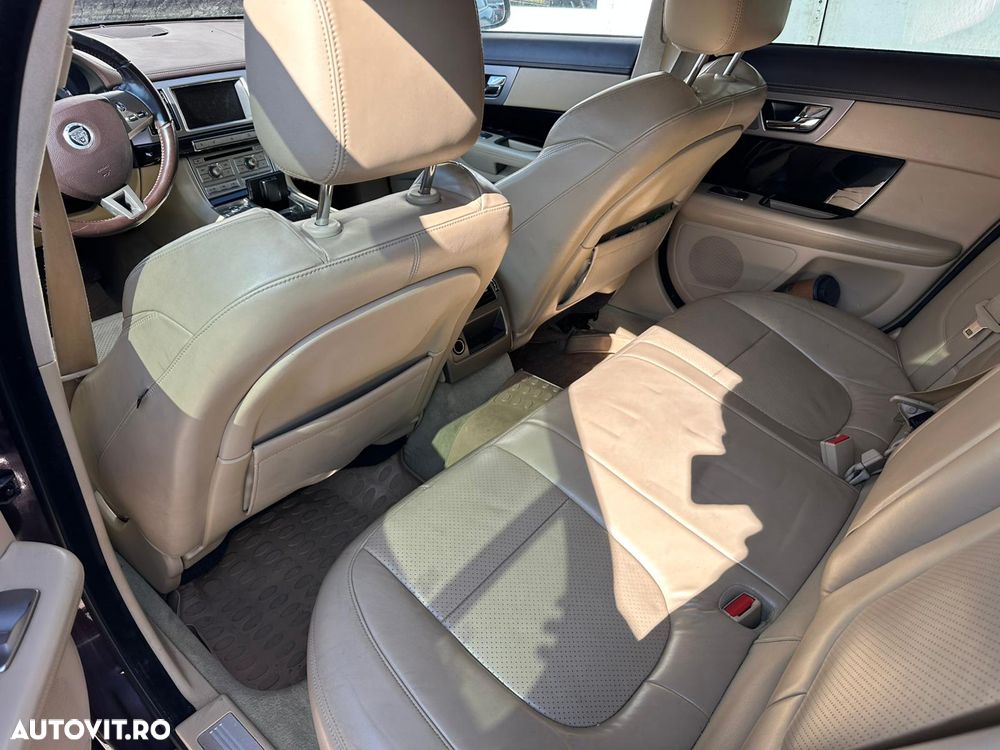 Dezmembrari Jaguar XF 3.0 Diesel - 5