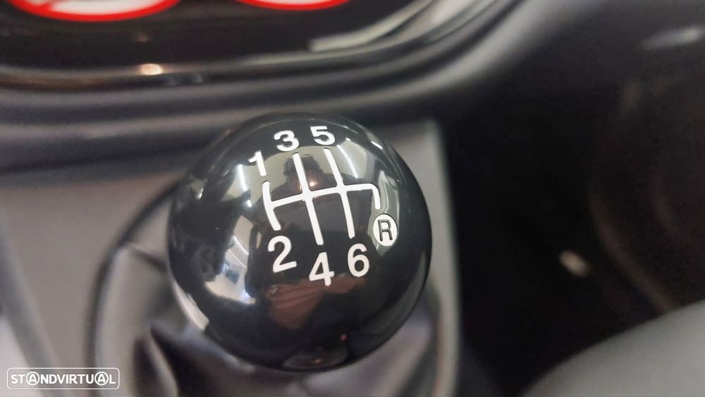 Fiat 500 1.0 Hybrid Icon - 11