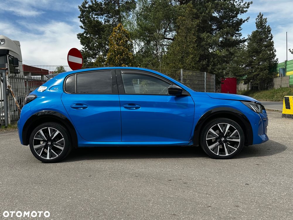 Peugeot 208 PureTech 100 GT - 2