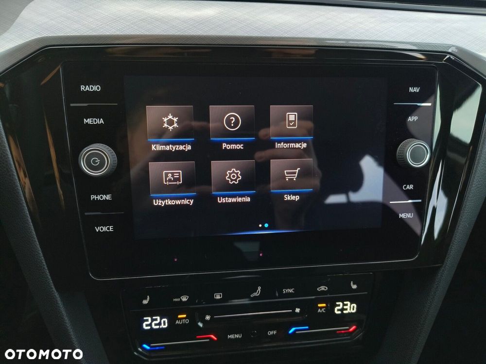 Volkswagen Passat Variant - 28