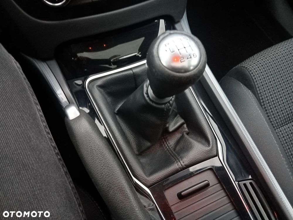 Peugeot 508 155 THP Allure - 10