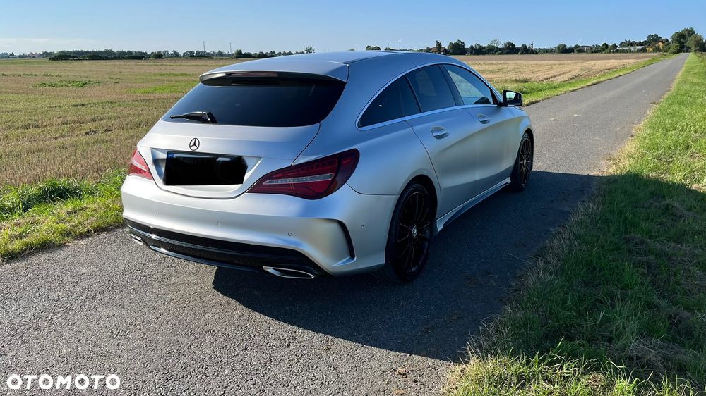Mercedes-Benz CLA - 12