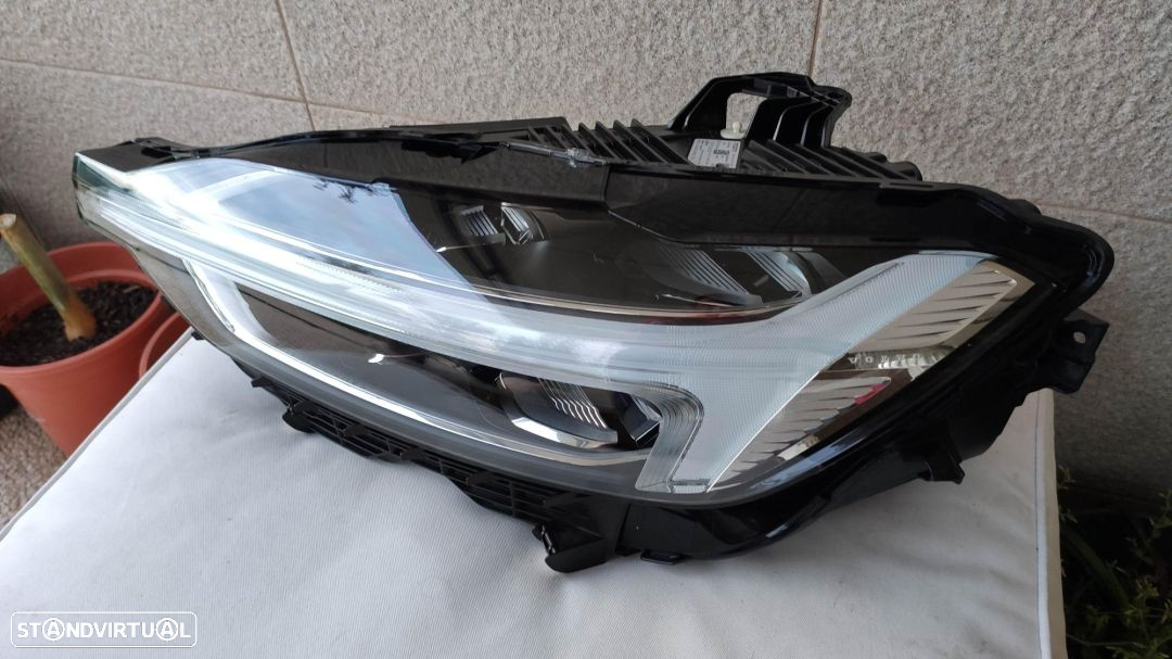 farol esquerdo full Led Volvo Xc60 - 2