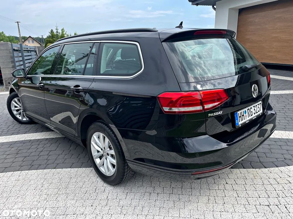 Volkswagen Passat ver-variant-1-5-tsi-opf-dsg-comfortline - 11