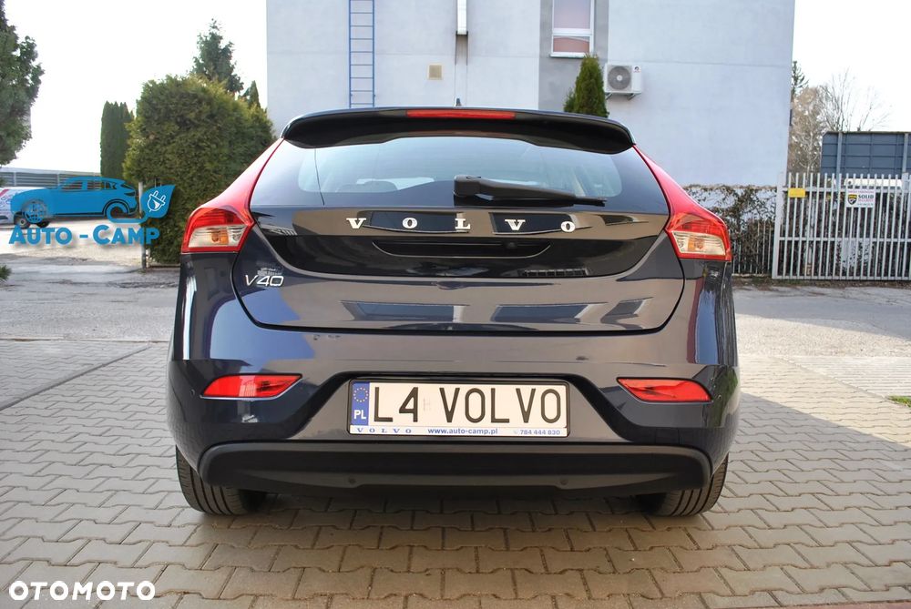 Volvo V40 D2 Summum - 11