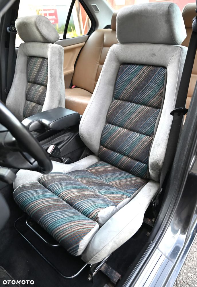 BMW Seria 3 - 25