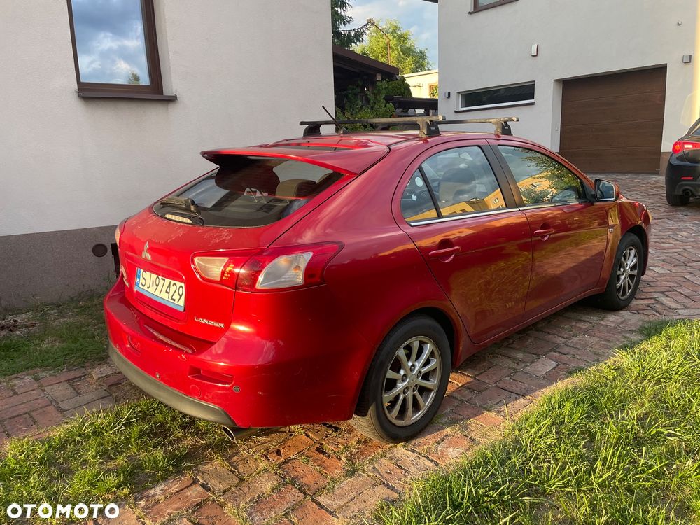 Mitsubishi Lancer 1.8 Invite - 3