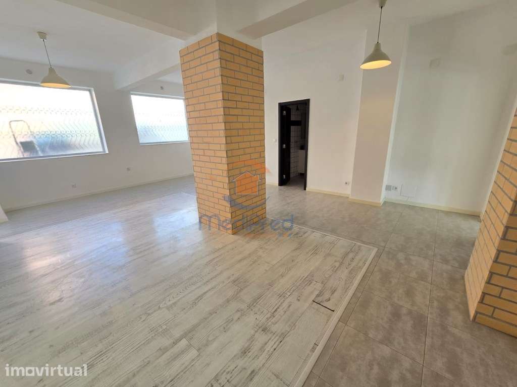 Apartamento T2 com 143 m2 | Pontinha, Odivelas - Grande imagem: 3/21