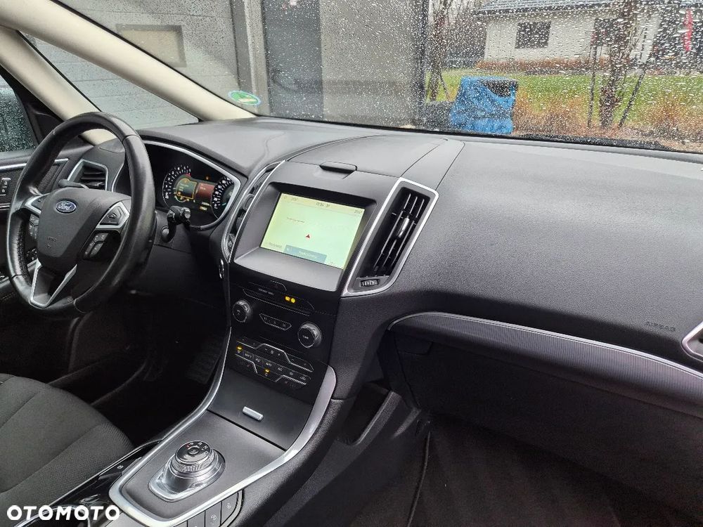 Ford S-Max 2.0 EcoBlue Titanium - 27