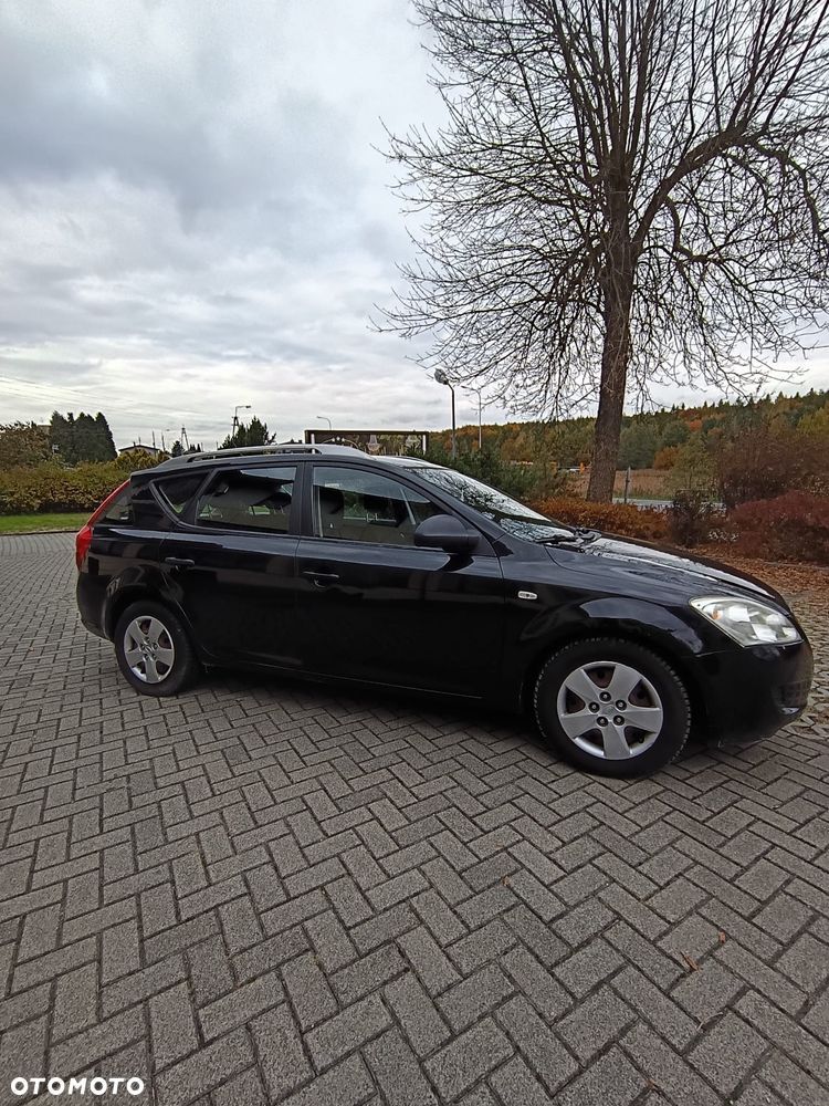 Kia Ceed - 3