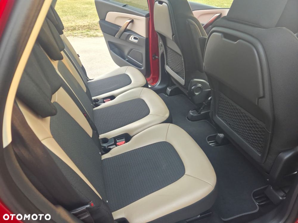 Citroën C4 Picasso 1.6 e-HDi Exclusive - 16