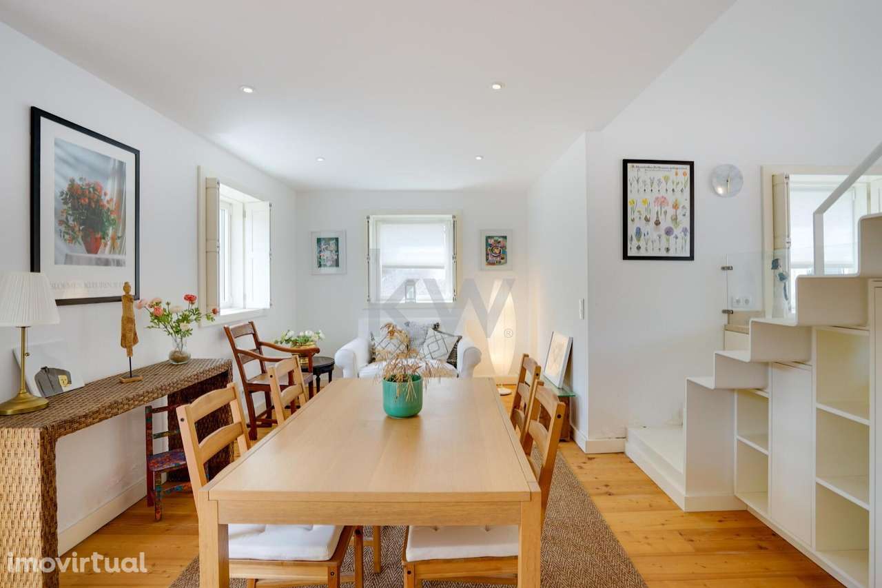 Moradia T2 com charme único no coração da Vila de Sintra - Grande imagem: 3/30