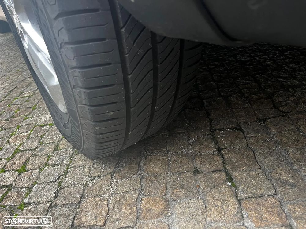 Peugeot Rifter 1.5 BlueHDi Longa Allure Pack 7L - 22